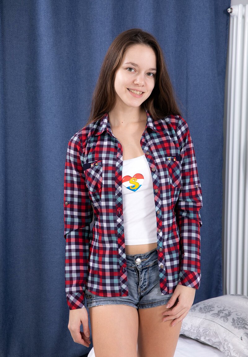 Юлиана, 22 года, 1 размер груди